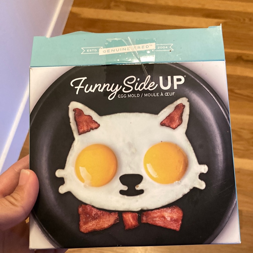 Cat Egg 🍳 Mold by Fred Funny Side Up 😺